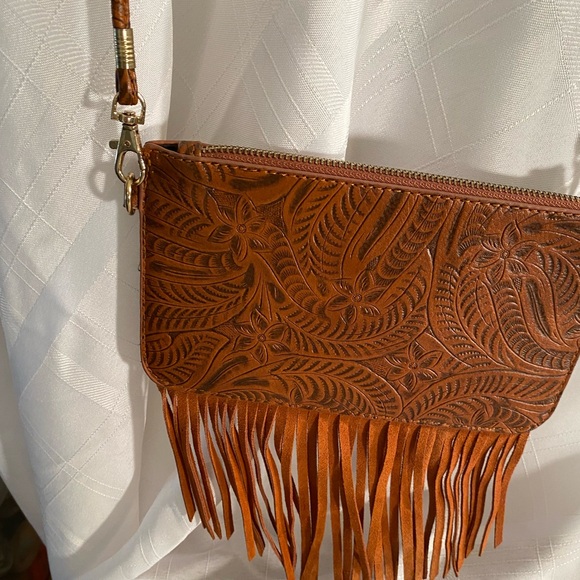 12 Days of Deals - Day 9! Street Level Brown Leaf Design Crossbody w/ Wristlet. - Picture 2 of 7